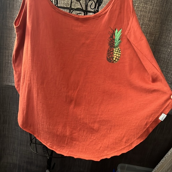 O’Neill Tank Top - size XL - Picture 7 of 7